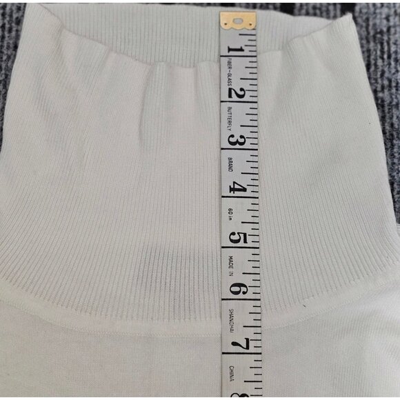 French Mason Turtleneck Sweater, White, Size 5 - Picture 8 of 8